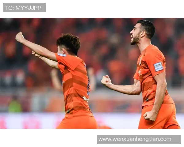 上港与鲁能激战正酣谁能在这场巅峰对决中笑到最后